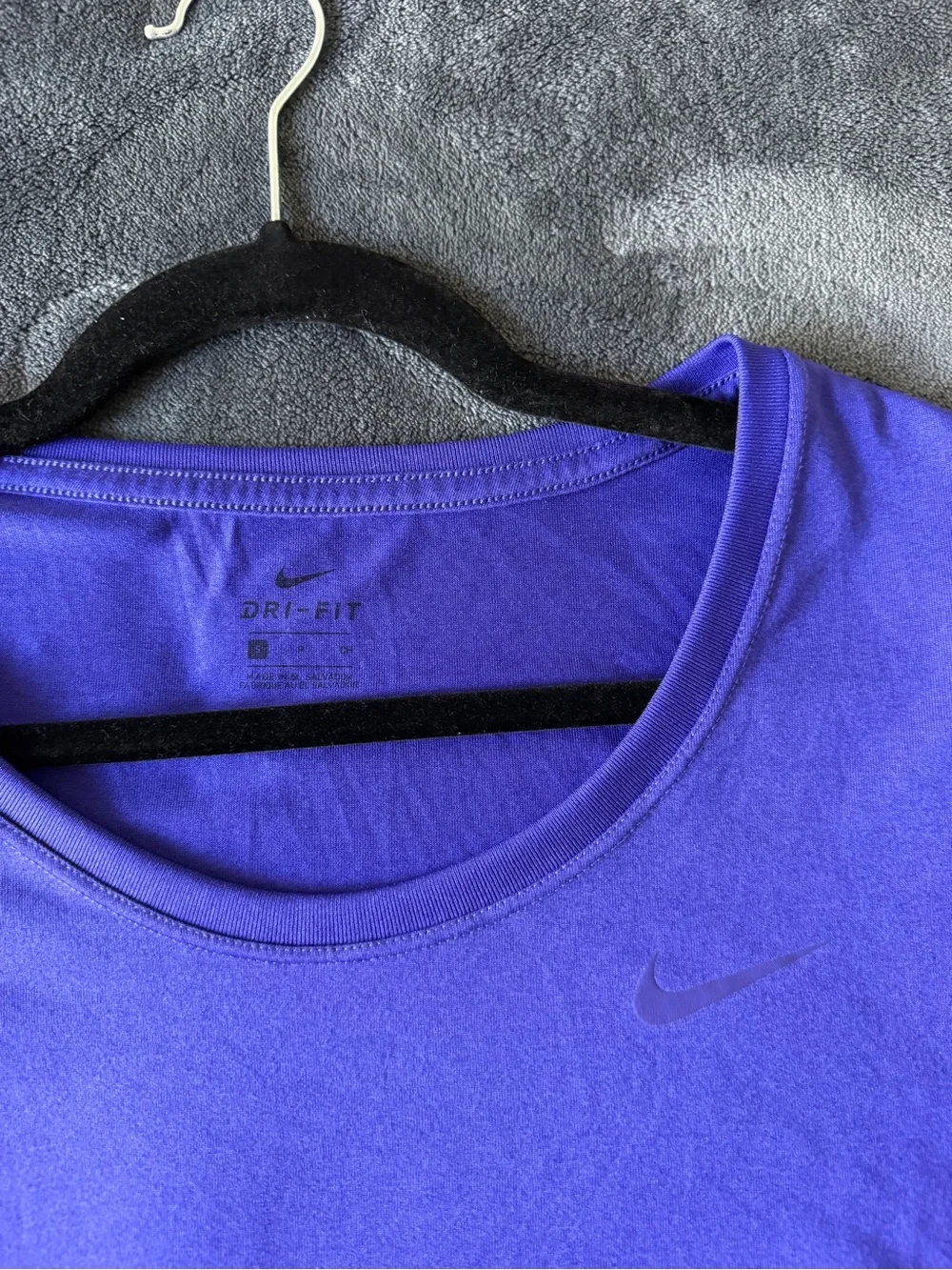 ✨Nike Women’s Purple Scoop Neck Short Sleeve Tee